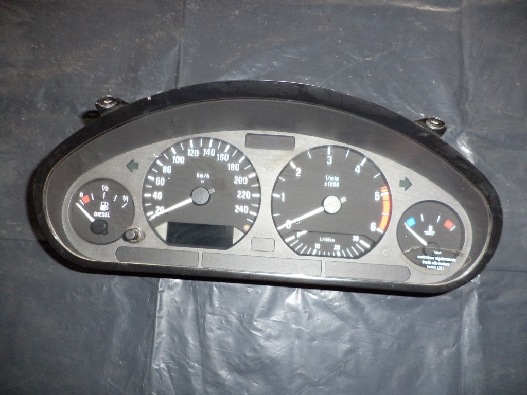 CEAS BORD BMW 325TDS - 8363750