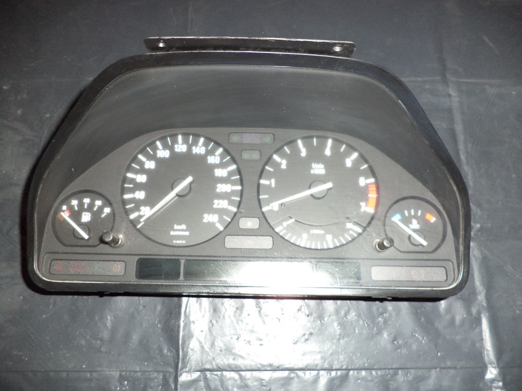 CEAS BORD BMW 5- 13843849