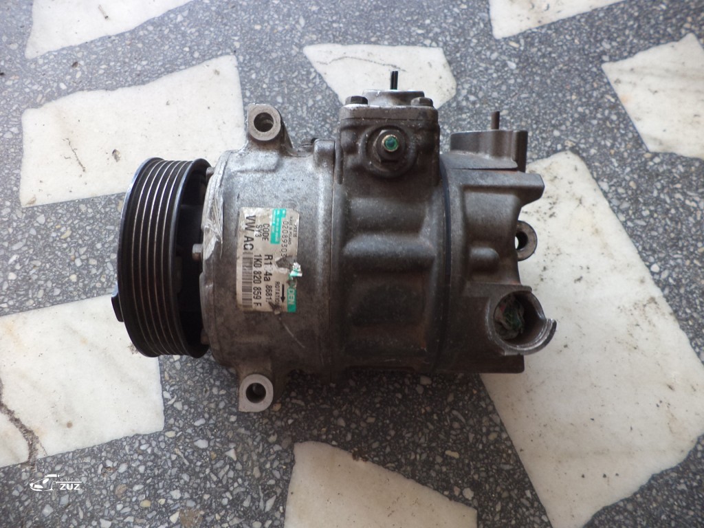 Compresor clima VOLKSWAGEN - 1K0820859F