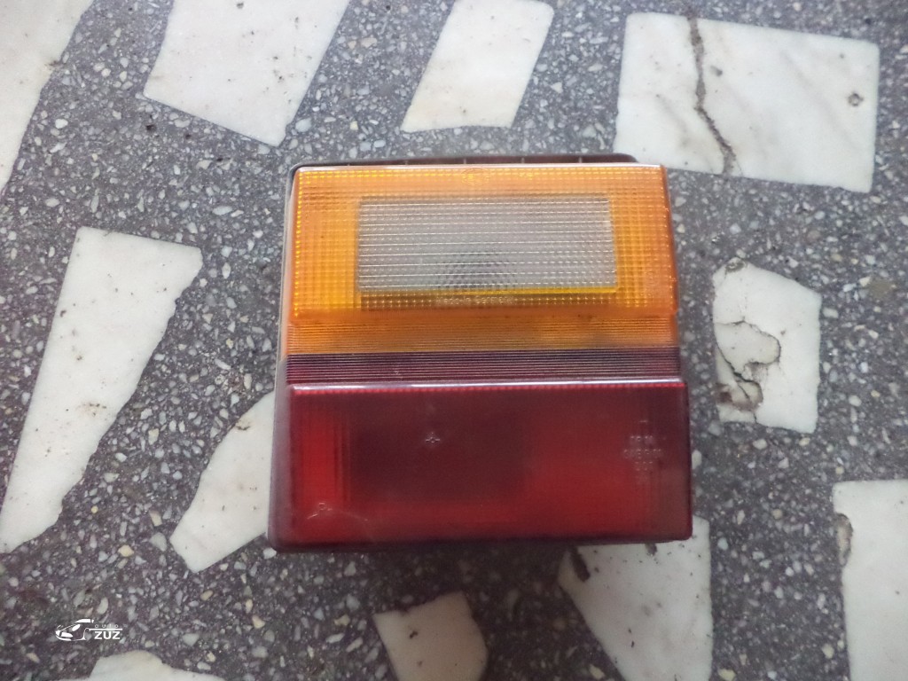 Lampa stop AUDI 100 - 443945226