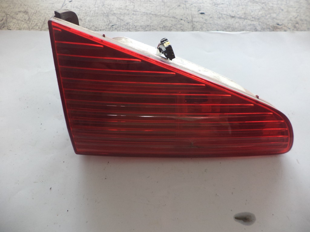 Lampa stop PEUGEOT 607 STG