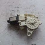 Motor macara MERCEDES ML - 0130822273